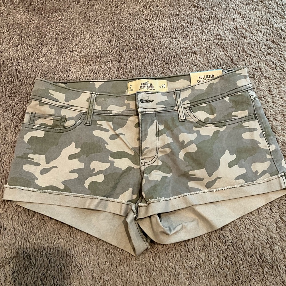 Hollister shorts size 7